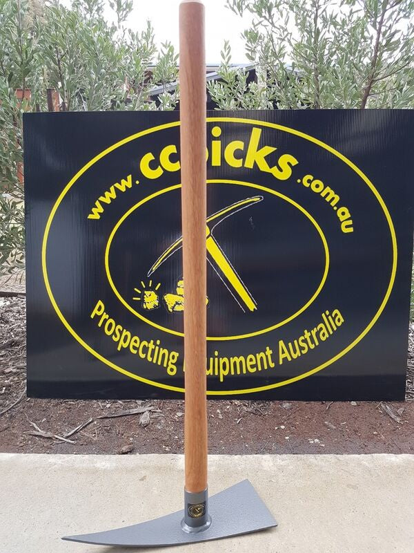 Ezy Dig Pick Large 900mm Handle