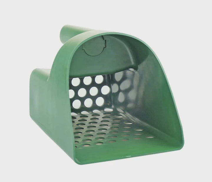 Hand Held Plastic Sand Scoop - Green